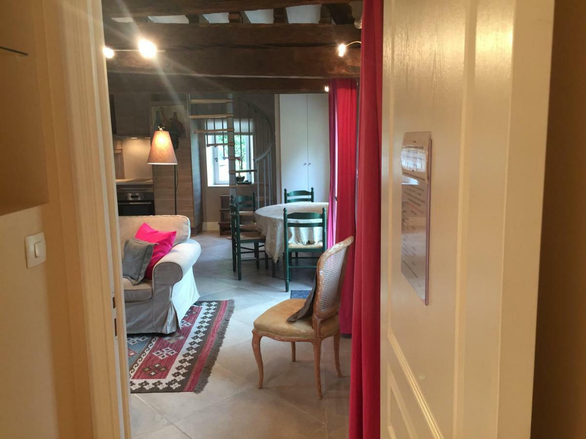 Charmante Maison Entre Les Pommiers